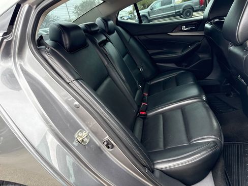 Used 2016 Nissan Maxima 3.5 SV image 24