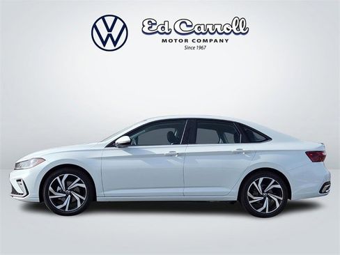 New 2026 Volkswagen Jetta SEL image 4