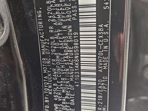 Used 2022 Toyota Camry SE FWD image 29