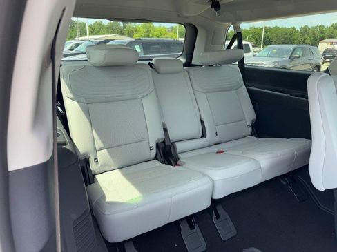 New 2026 Ford Expedition Max Platinum w/ Platinum Ultimate Package AWD/4WD image 6