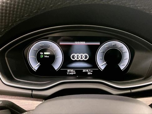 Used 2025 Audi Q5 e Premium Plus w/ Premium Plus Package image 22