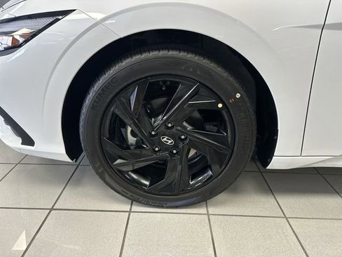 New 2026 Hyundai Elantra Sport FWD image 18