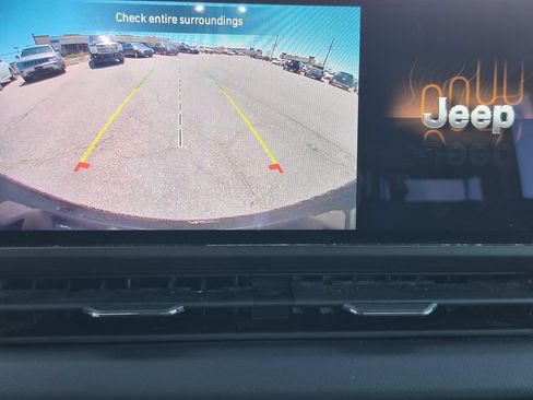 Used 2024 Jeep Wrangler Unlimited Sahara AWD/4WD image 22