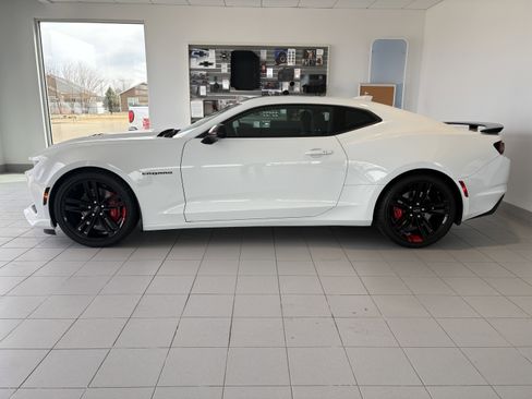 Used 2022 Chevrolet Camaro SS w/ Redline Edition image 2