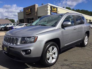 Used 2016 Jeep Compass Latitude image 1