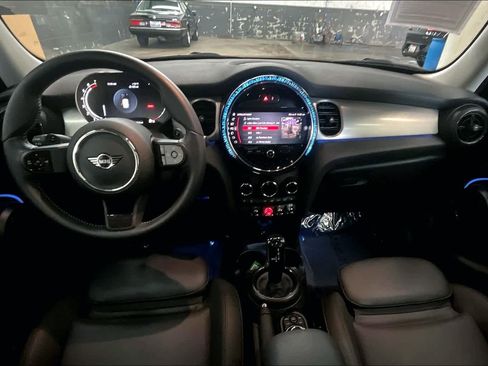 Used 2024 MINI Cooper S image 19