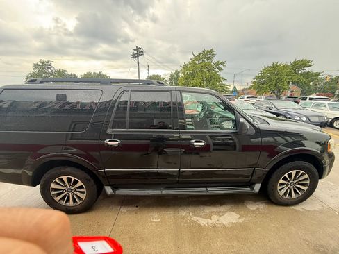 Used 2016 Ford Expedition EL XLT AWD/4WD image 7