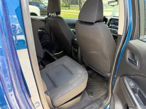 Used 2019 Chevrolet Colorado LT AWD/4WD image 15