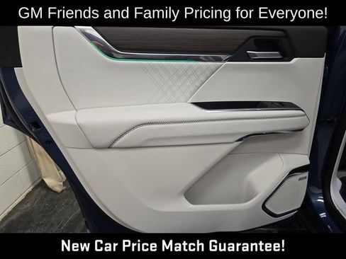 New 2026 GMC Acadia Denali w/ Super Cruise Package AWD/4WD image 24