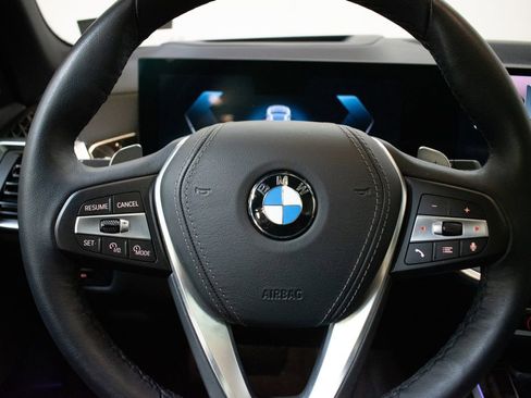 Used 2026 BMW X5 xDrive40i w/ Climate Comfort Package image 12