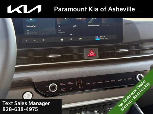 New 2026 Kia Carnival EX FWD image 12
