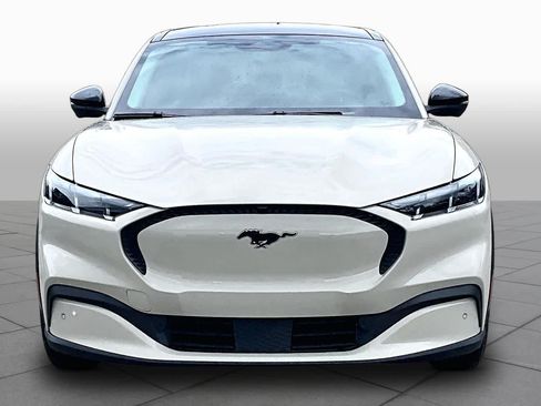 Used 2025 Ford Mustang Mach-E Select w/ Comfort Package Lite RWD image 4