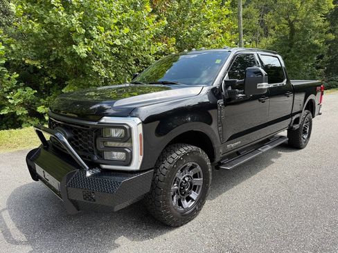 Used 2024 Ford F250 Lariat w/ Sport Appearance Package AWD/4WD image 2