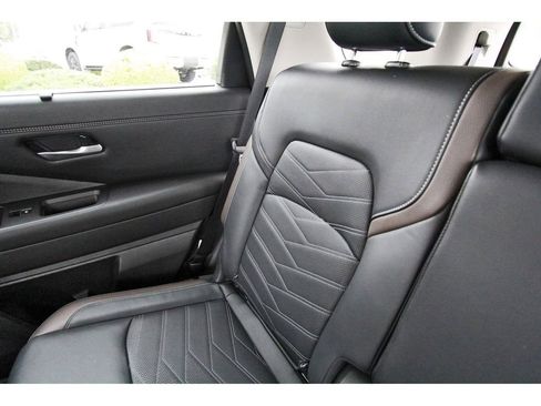 Used 2024 Nissan Pathfinder Platinum w/ Cargo Package FWD image 11