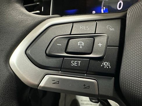 Used 2025 Volkswagen Jetta S image 19