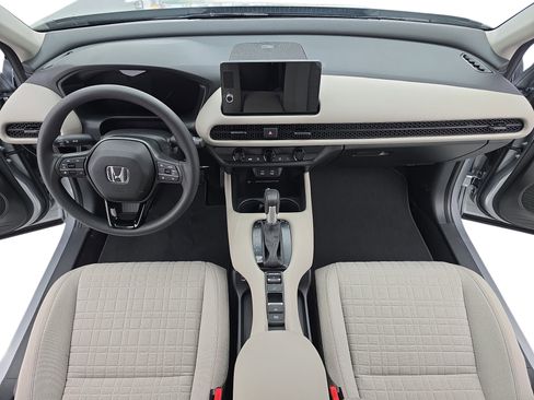 New 2026 Honda HR-V LX image 9