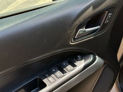 Used 2021 Chevrolet Colorado ZR2 image 23