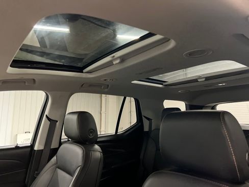 Certified 2020 Chevrolet Traverse LT w/ LT Premium Package image 27