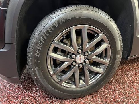 Used 2019 GMC Acadia SLT AWD/4WD image 11