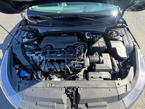 Used 2025 Kia K4 FWD image 12