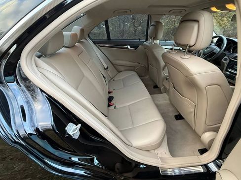 Used 2012 Mercedes-Benz C 250 Sedan w/ Comand Single Disc Pkg image 45