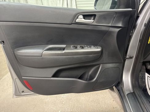 Used 2022 Kia Sportage LX FWD image 20