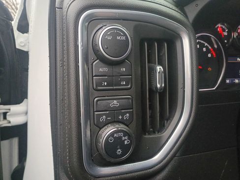 Used 2022 Chevrolet Silverado 1500 LT image 18