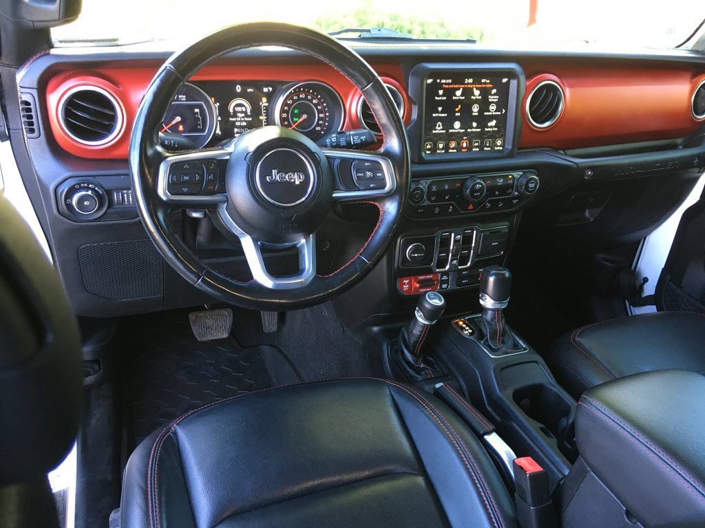 Used 2021 Jeep Wrangler Unlimited Rubicon AWD/4WD image 23