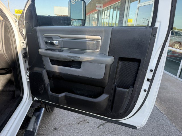 Used 2016 RAM 5500 Tradesman w/ Power Accessory Group RWD image 21