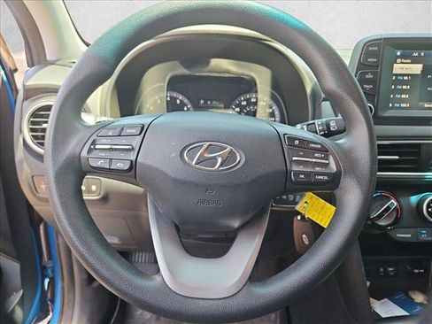 Used 2019 Hyundai Kona SE FWD image 12