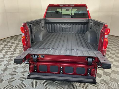 Used 2023 Chevrolet Silverado 1500 LTZ AWD/4WD image 13