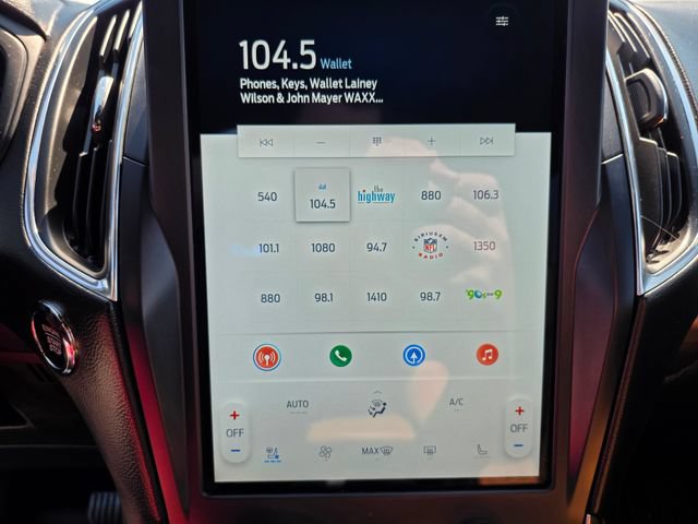 Used 2023 Ford Edge Titanium w/ Equipment Group 301A AWD/4WD image 23