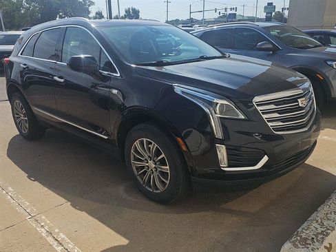 Used 2018 Cadillac XT5 Luxury w/ Driver Awareness Package AWD/4WD image 2