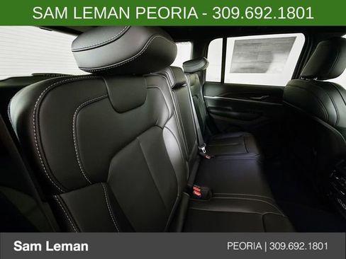 New 2025 Jeep Grand Cherokee Limited image 27