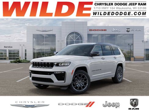 New 2026 Jeep Grand Cherokee L Summit AWD/4WD image 1