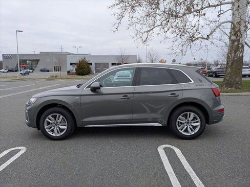 Certified 2023 Audi Q5 2.0T Premium w/ Convenience Package image 4