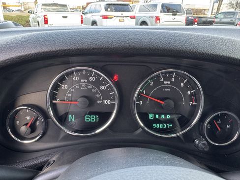 Used 2016 Jeep Wrangler Unlimited Sport w/ Connectivity Group image 20