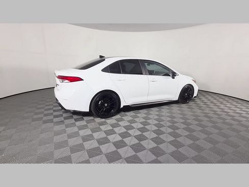 Used 2021 Toyota Corolla SE FWD image 38