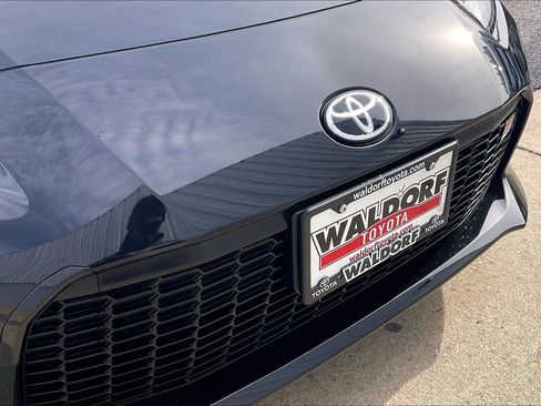 Used 2023 Toyota GR86 Premium w/ ALL Weather Mat Package (TMS) image 34