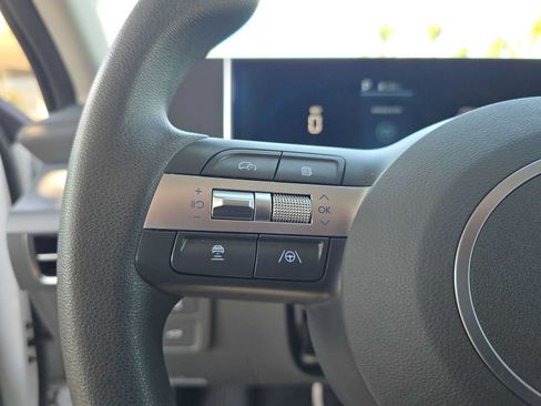 Used 2025 Hyundai Sonata SEL FWD image 29
