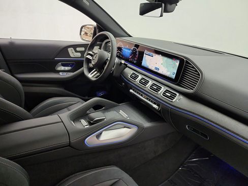 New 2026 Mercedes-Benz GLE 53 AMG 4MATIC Coupe image 13