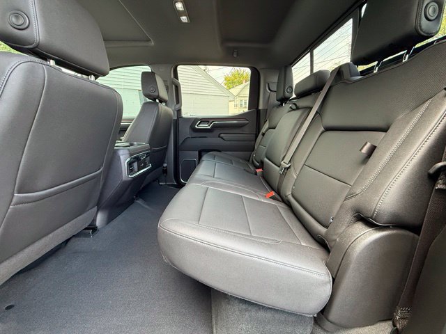 Used 2024 GMC Sierra 1500 SLT w/ SLT Premium Package AWD/4WD image 13
