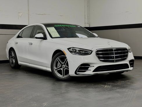 Used 2024 Mercedes-Benz S 580 4MATIC Sedan image 2