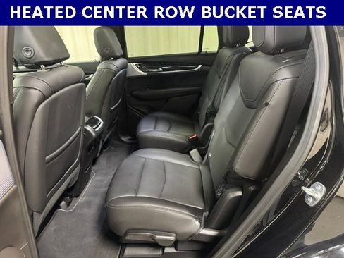 Used 2025 Cadillac XT6 Premium Luxury image 17