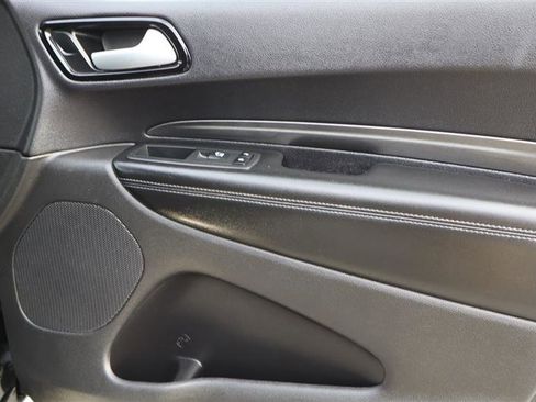 Used 2021 Dodge Durango SXT w/ 3rd Row Seating Group image 10