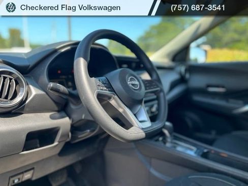 Used 2024 Nissan Kicks SV FWD image 5
