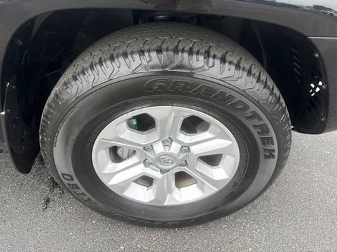 Used 2022 Toyota 4Runner SR5 RWD image 13