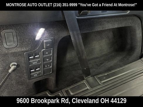 Used 2022 Land Rover Discovery HSE R-Dynamic AWD/4WD image 46