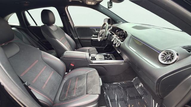 Used 2023 Mercedes-Benz GLA 35 AMG 4MATIC image 25