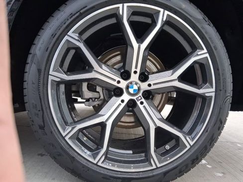 New 2026 BMW X5 sDrive40i w/ M Sport Package RWD image 19
